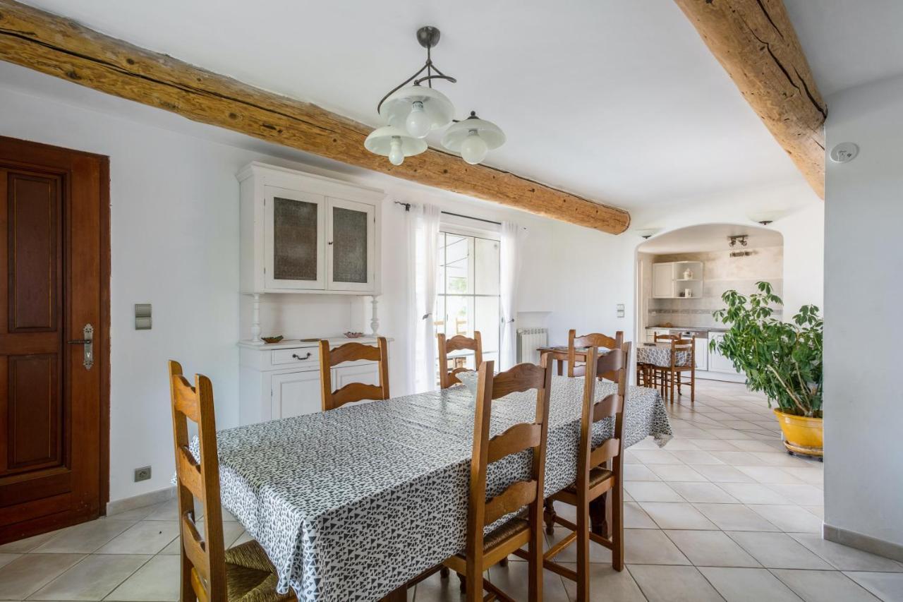 Villa Charmante A La Tour-D'Aigues Avec Piscine Privee 外观 照片
