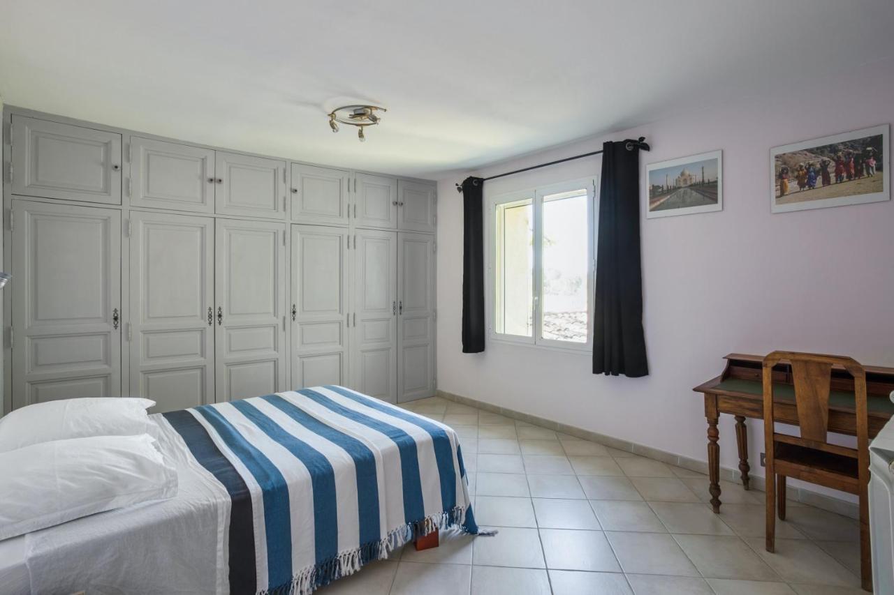 Villa Charmante A La Tour-D'Aigues Avec Piscine Privee 外观 照片