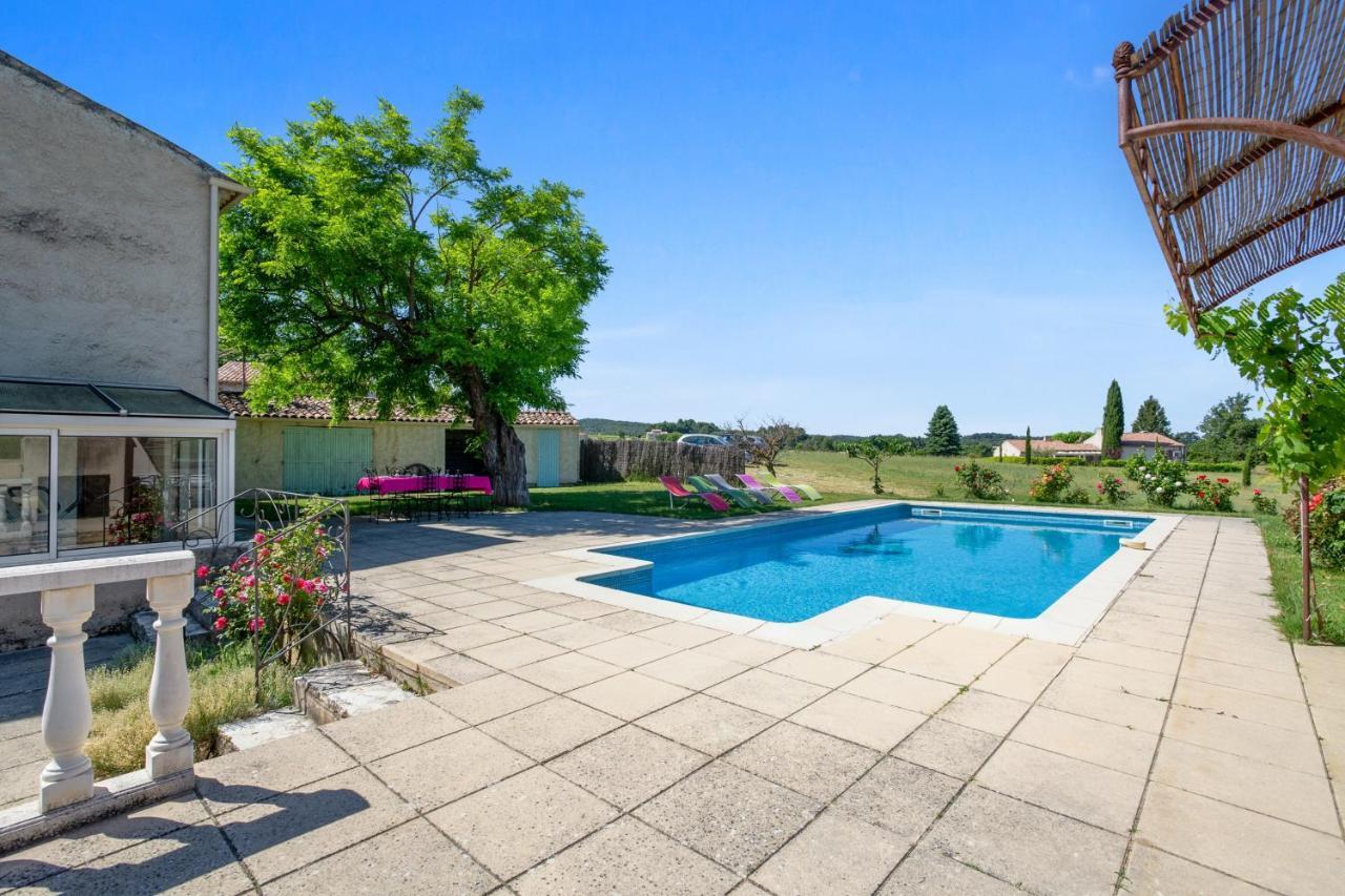 Villa Charmante A La Tour-D'Aigues Avec Piscine Privee 外观 照片