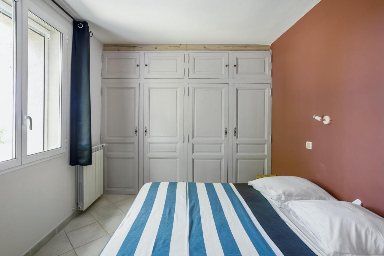 Villa Charmante A La Tour-D'Aigues Avec Piscine Privee 外观 照片
